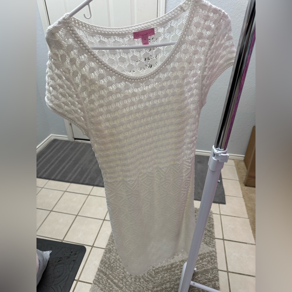 Lilly Pulitzer white summer dress. Women’s medium